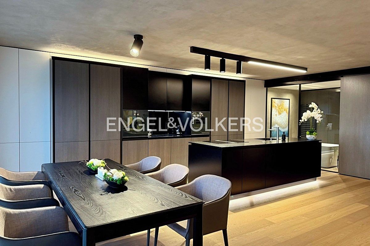 Pronájem bytu 4+kk 178 m²