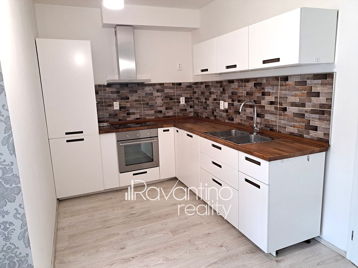 Pronájem bytu 2+kk 64 m²