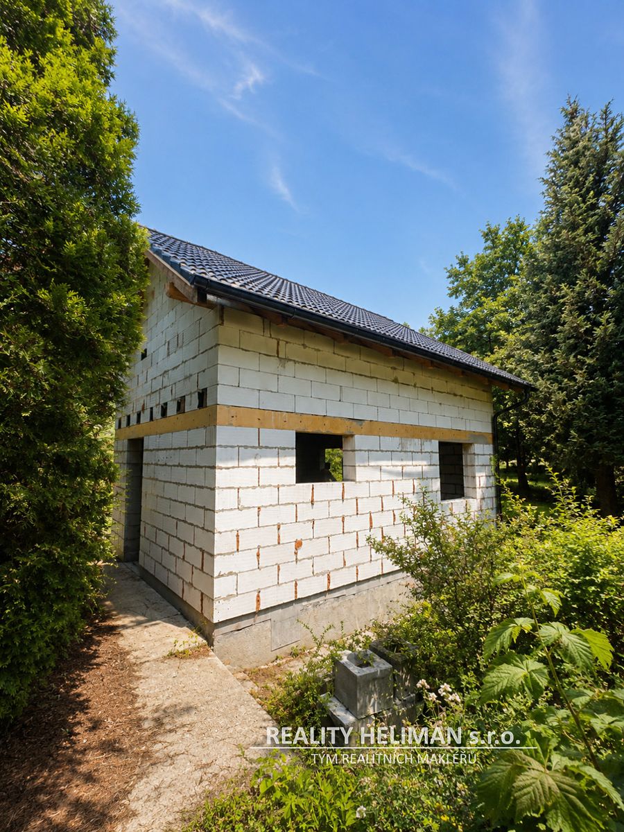 Prodej chaty 78 m², pozemek 55 m² – fotografie 2