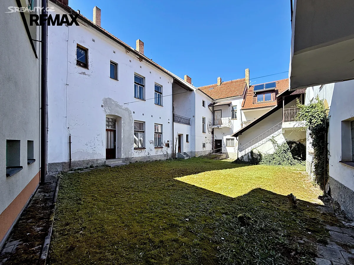 Prodej činžovního domu 835 m² - Ansicht 3