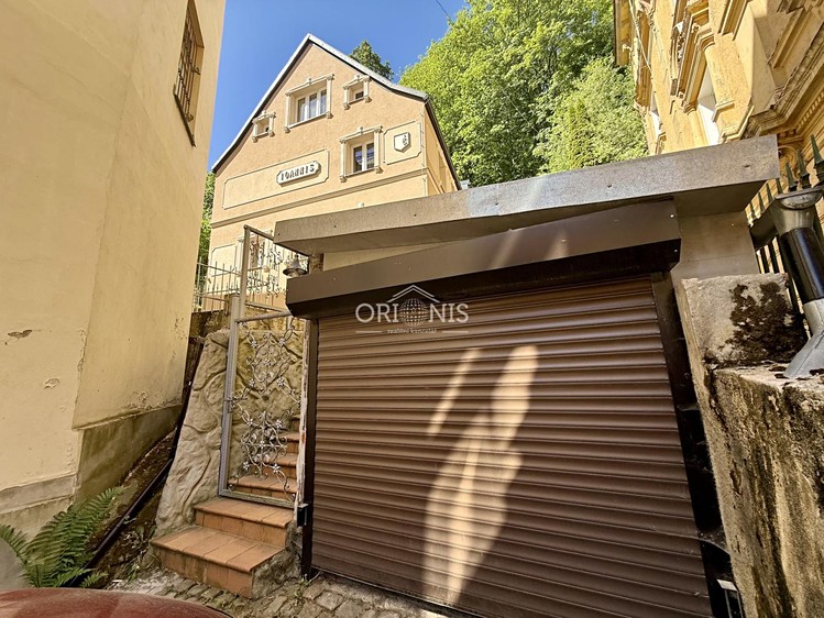 Комерційне приміщення на продаж, 351 м² (36 з 51)