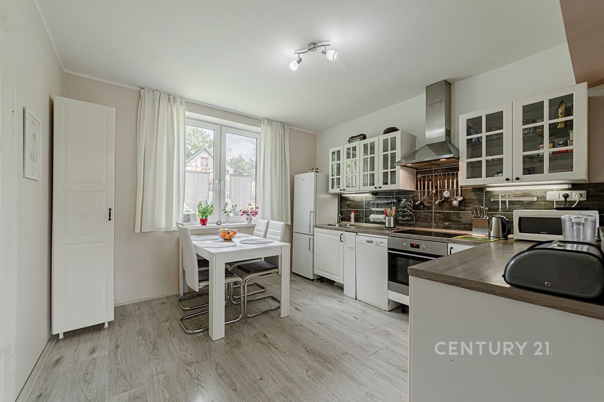 Prodej rodinného domu 180 m², pozemek 6300 m² – fotografie 2