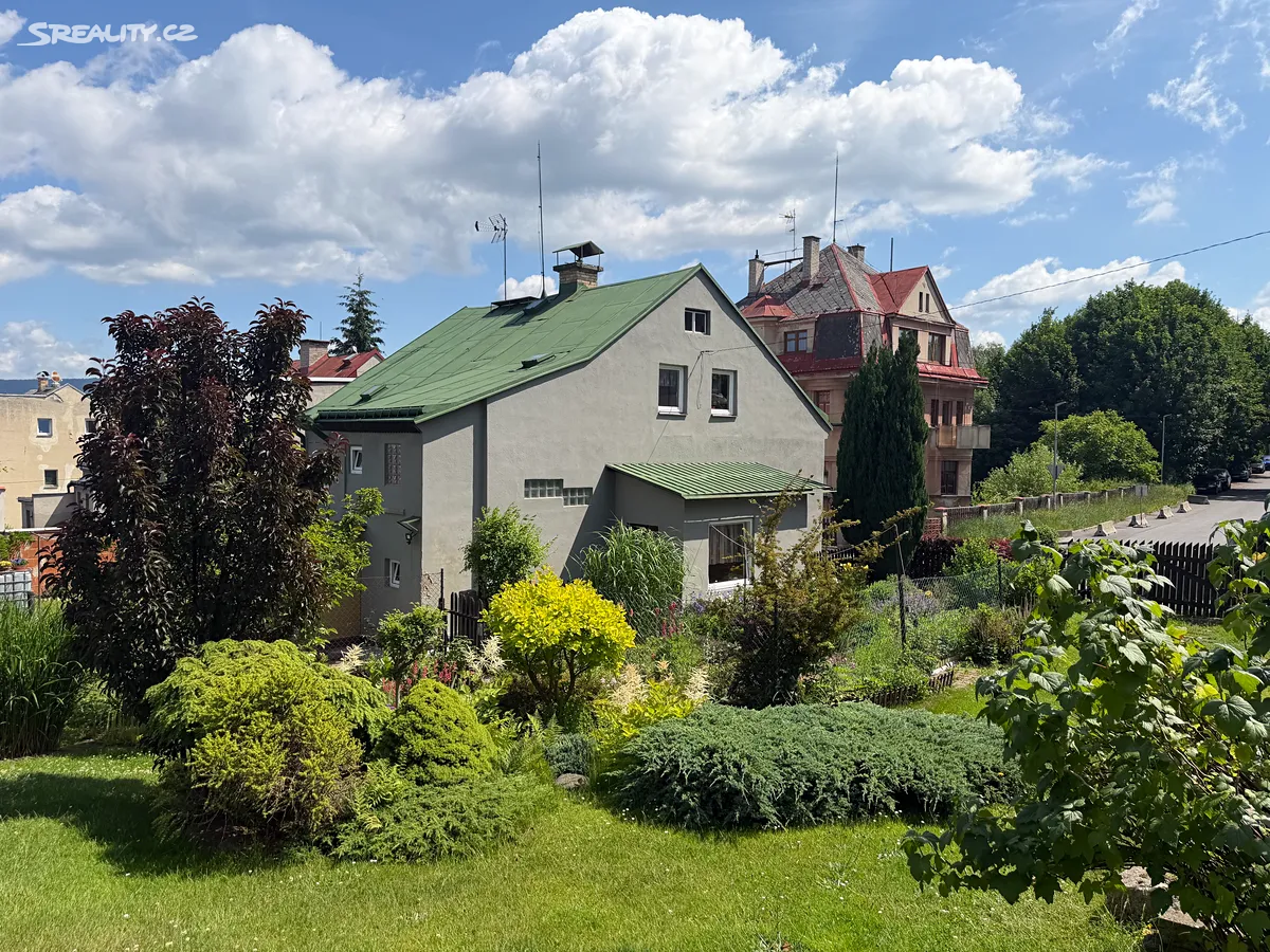 Prodej rodinného domu 170 m², pozemek 784 m², Jablonec nad Nisou