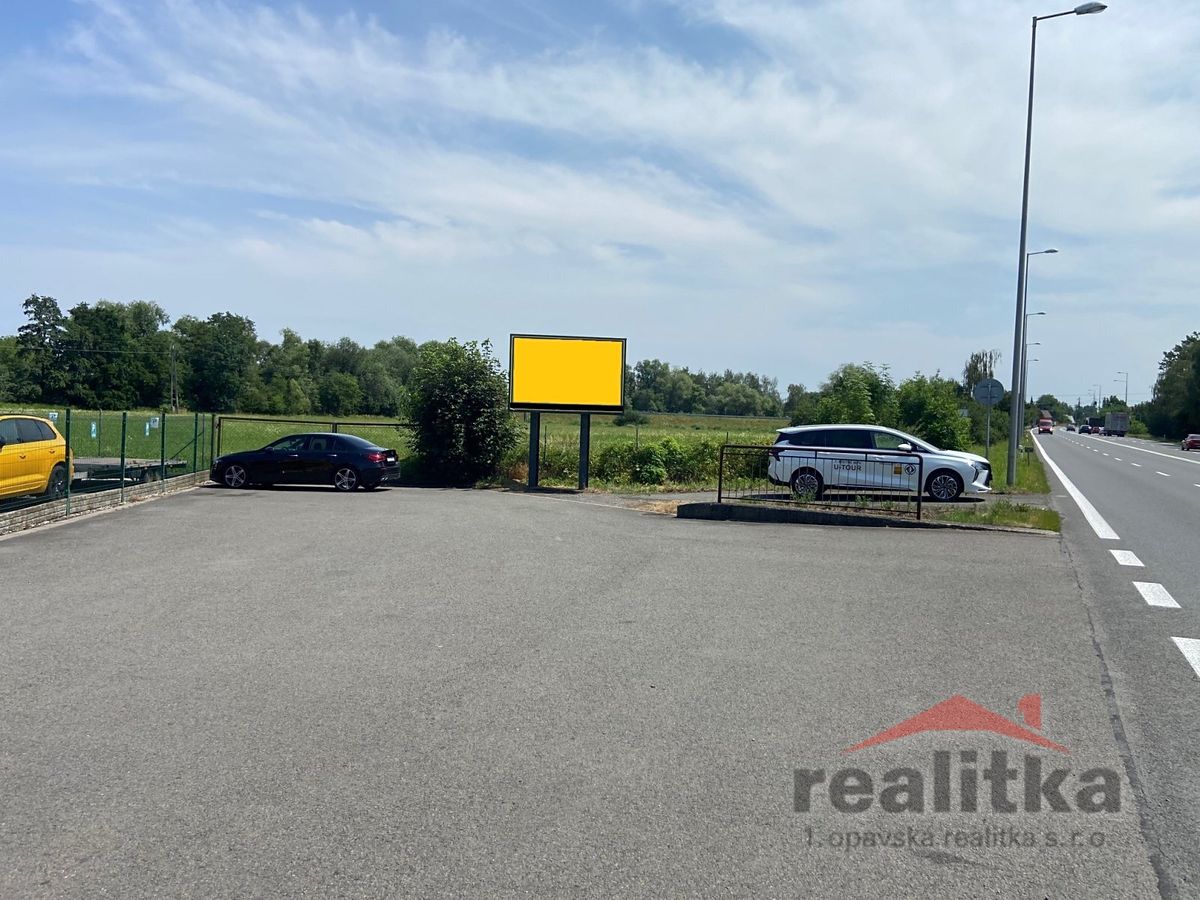 Prodej komerčního pozemku 11000 m² – fotografie 4