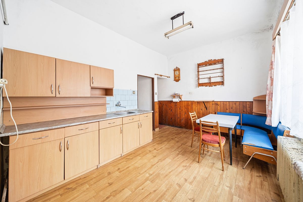 Prodej rodinného domu 101 m², pozemek 1071 m² – fotografie 5