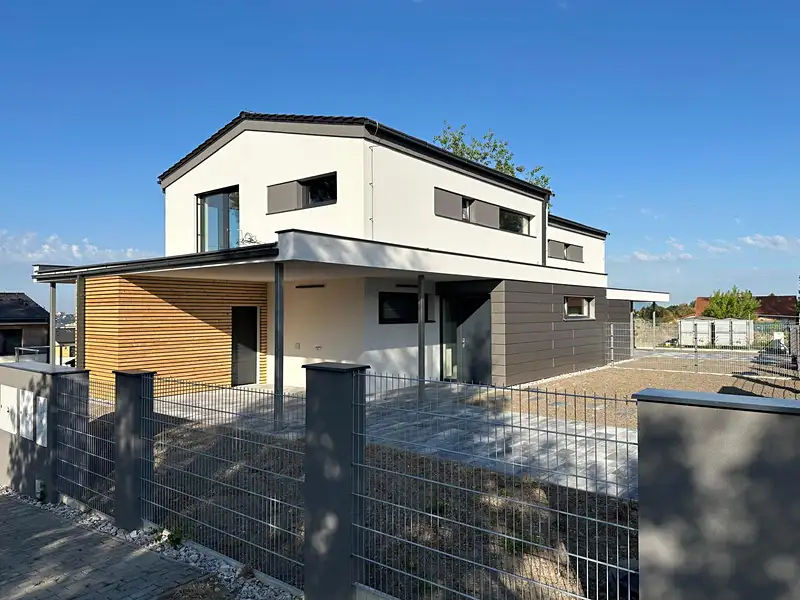 Prodej rodinného domu 150 m², pozemek 550 m², Mělník – náhled fotky 1