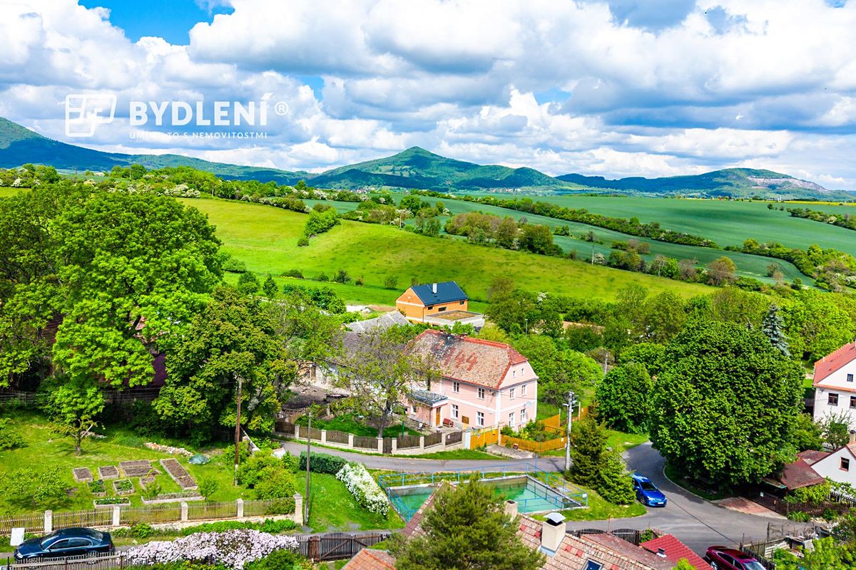 Prodej rodinného domu 150 m², pozemek 1243 m² – fotografie 4