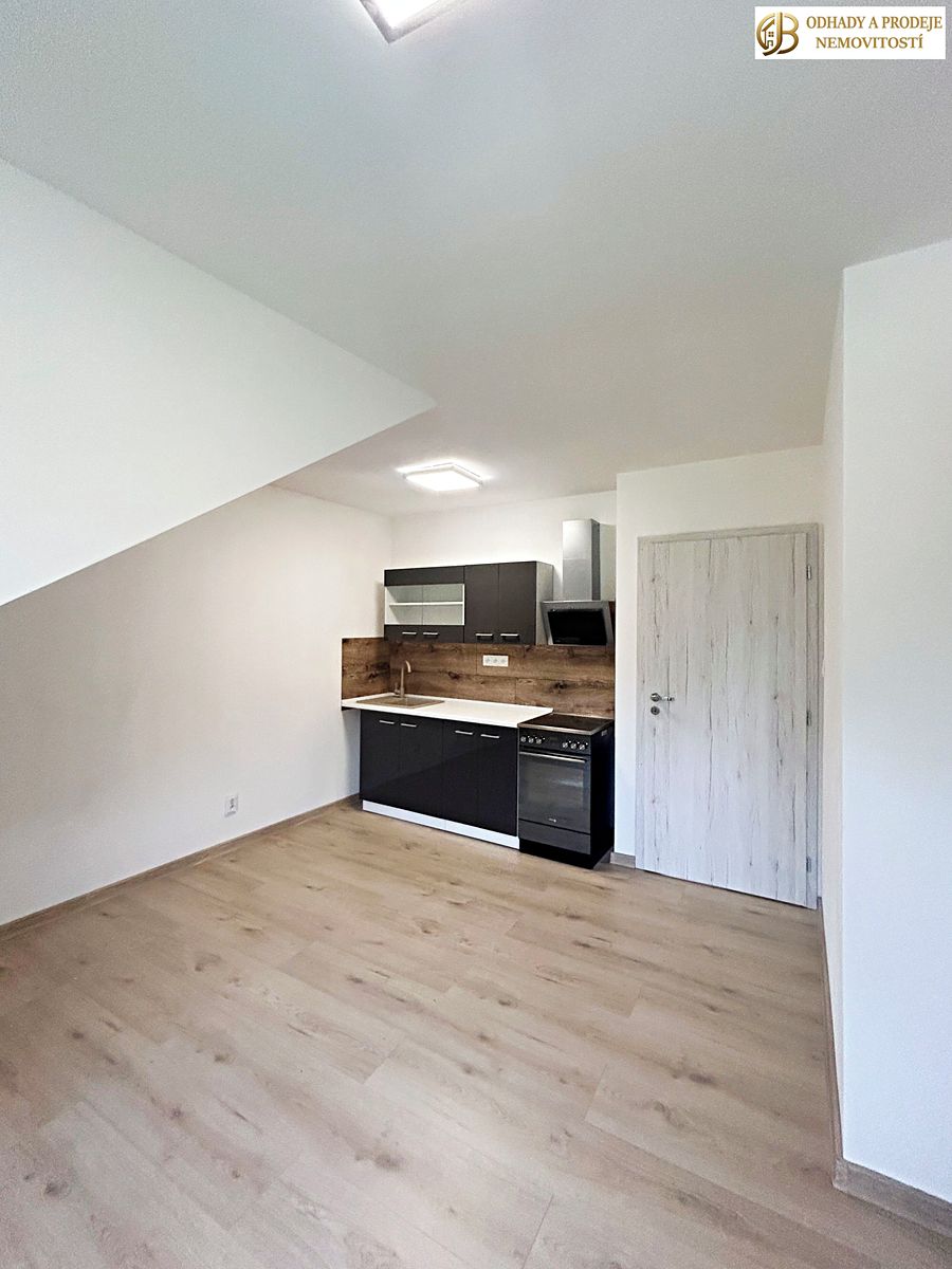Pronájem bytu 2+kk 35 m²