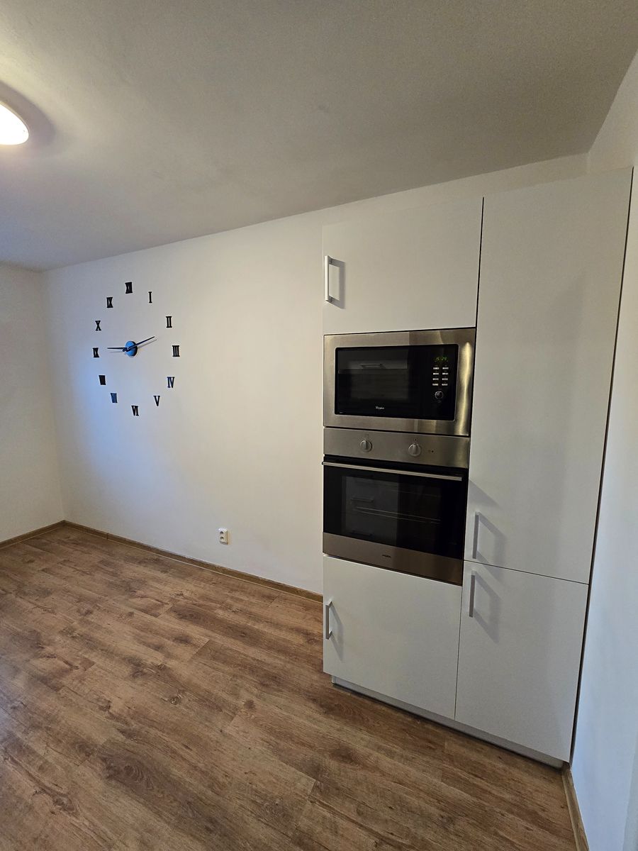 Pronájem bytu 2+1 60 m² – fotografie 5