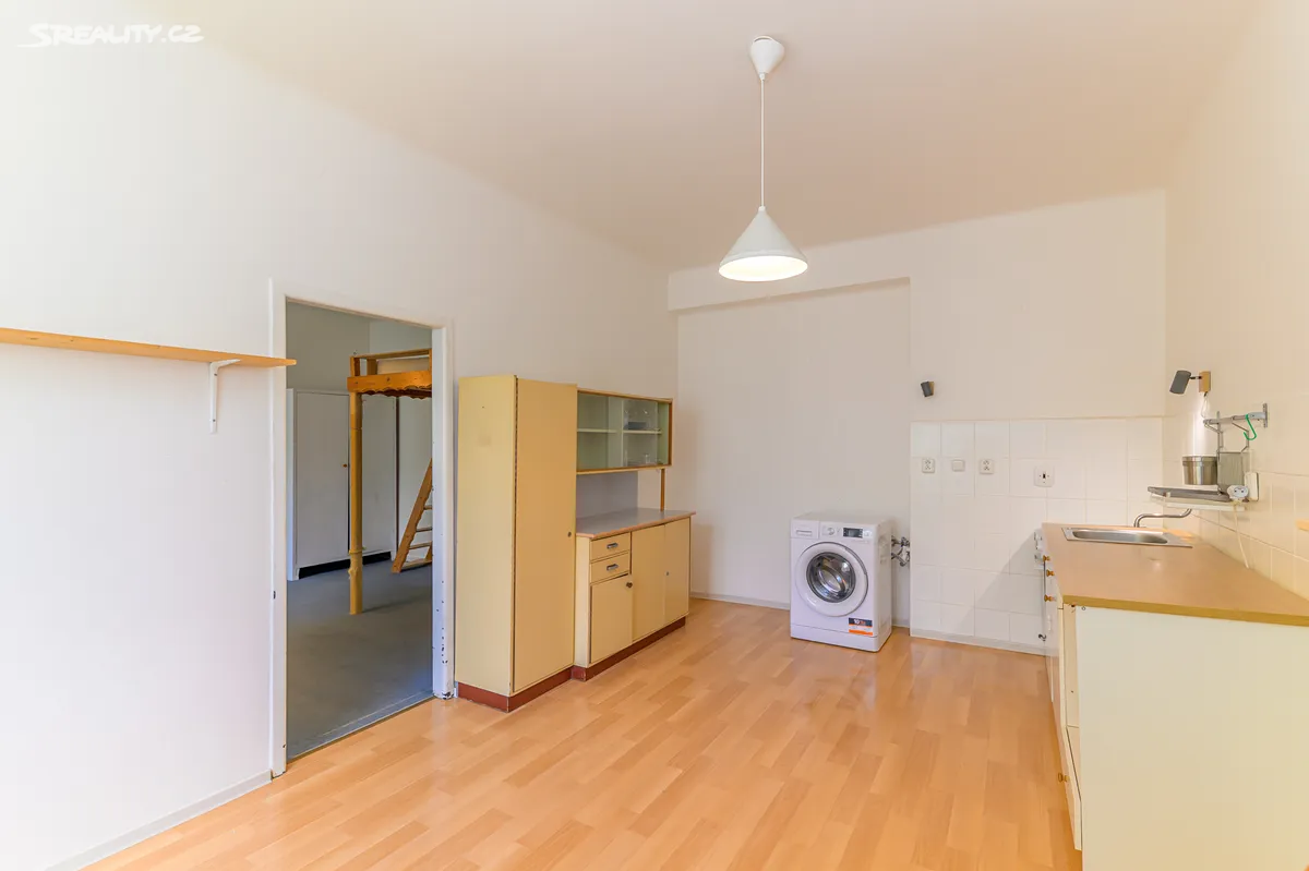 Pronájem bytu 2+kk 46 m² – pohled 6
