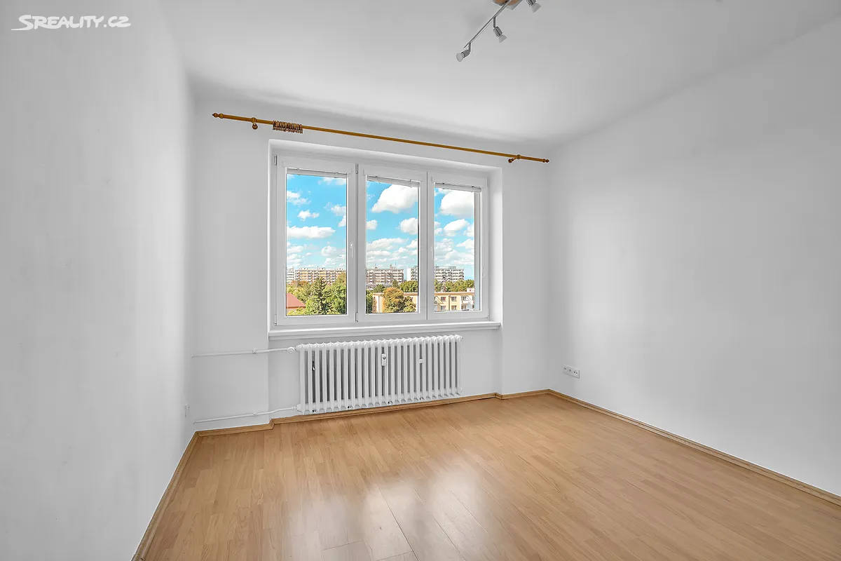 Pronájem bytu 2+1 51 m² – pohled 4
