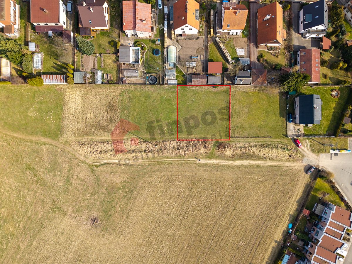 Prodej stavebního pozemku 602 m² – fotografie 3