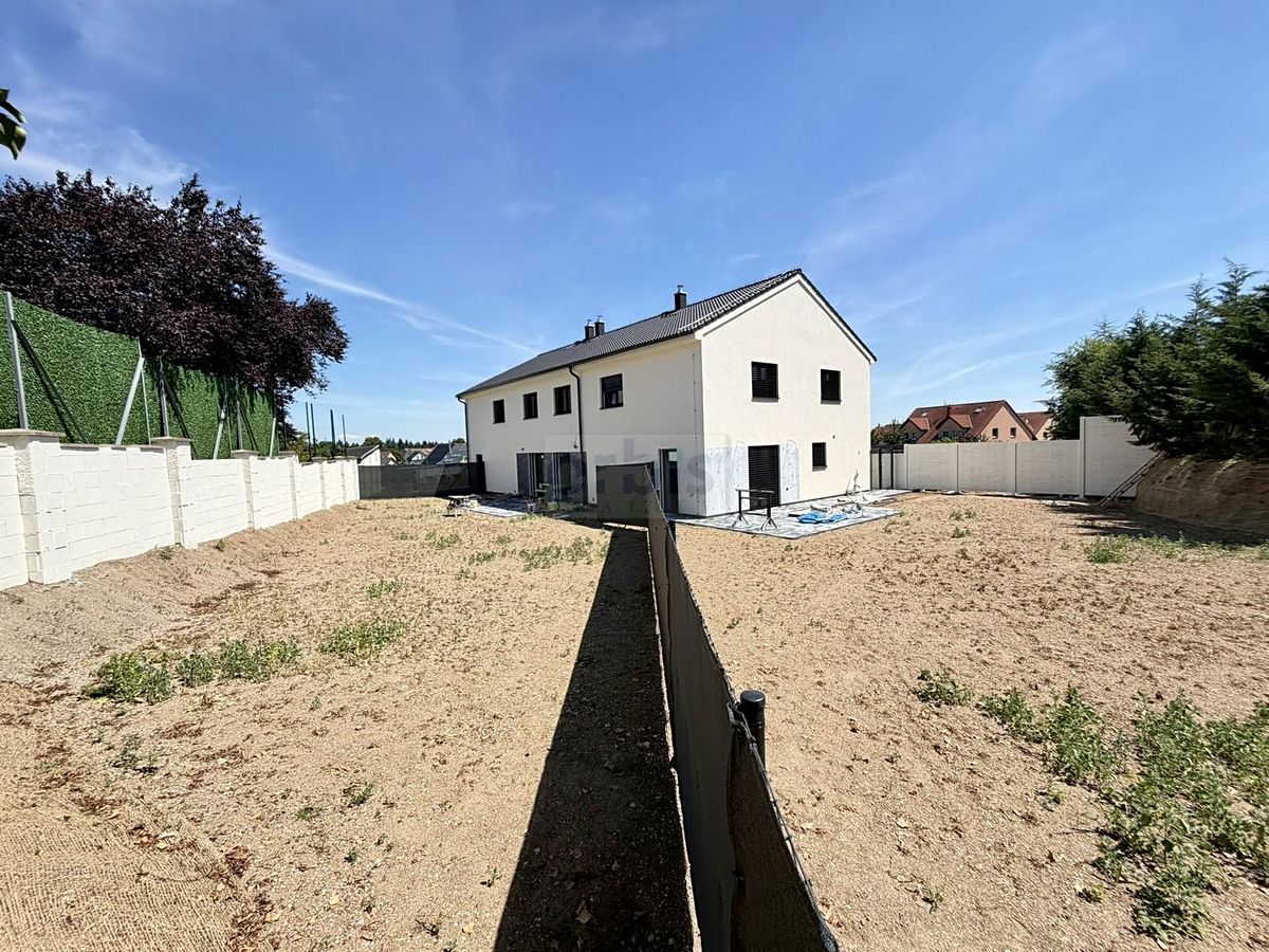 Prodej rodinného domu 149 m², pozemek 458 m² – fotografie 5