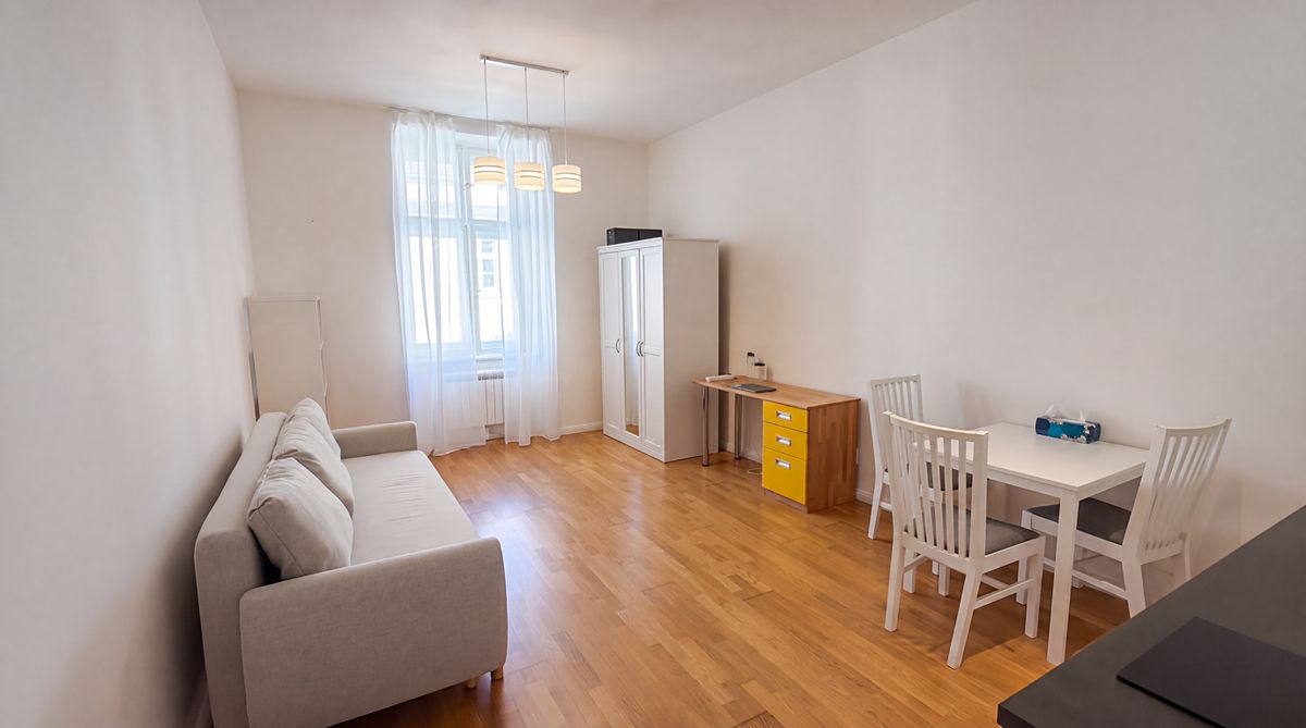 Pronájem bytu 1+kk 28 m²