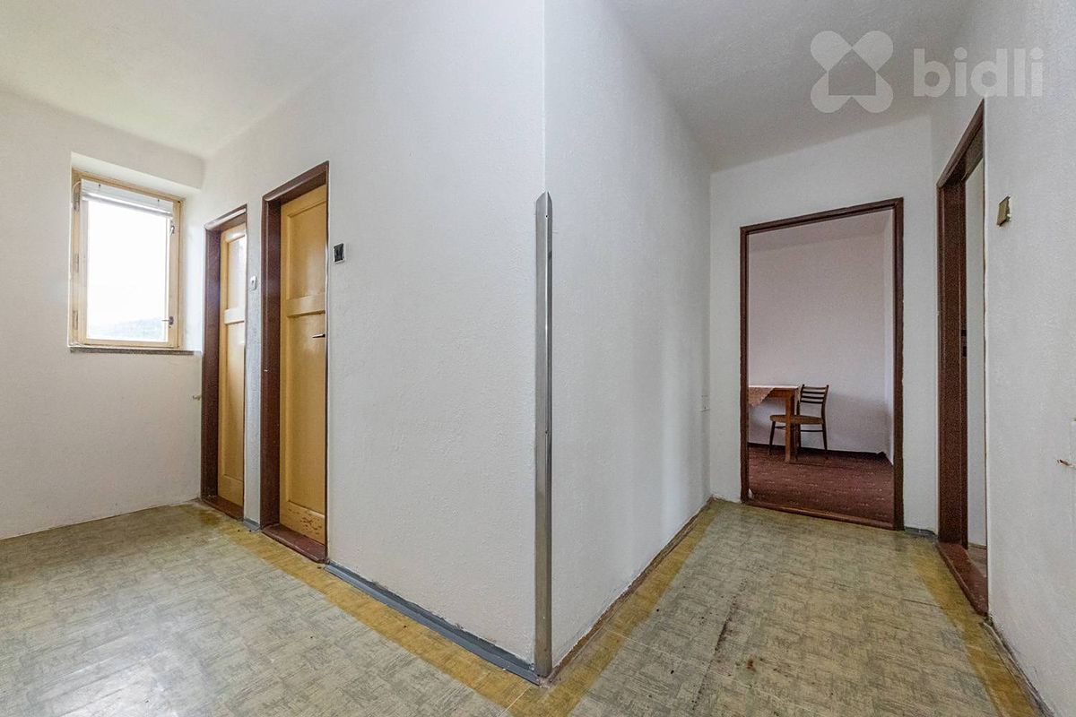Prodej rodinného domu 138 m², pozemek 1074 m² – fotografie 5