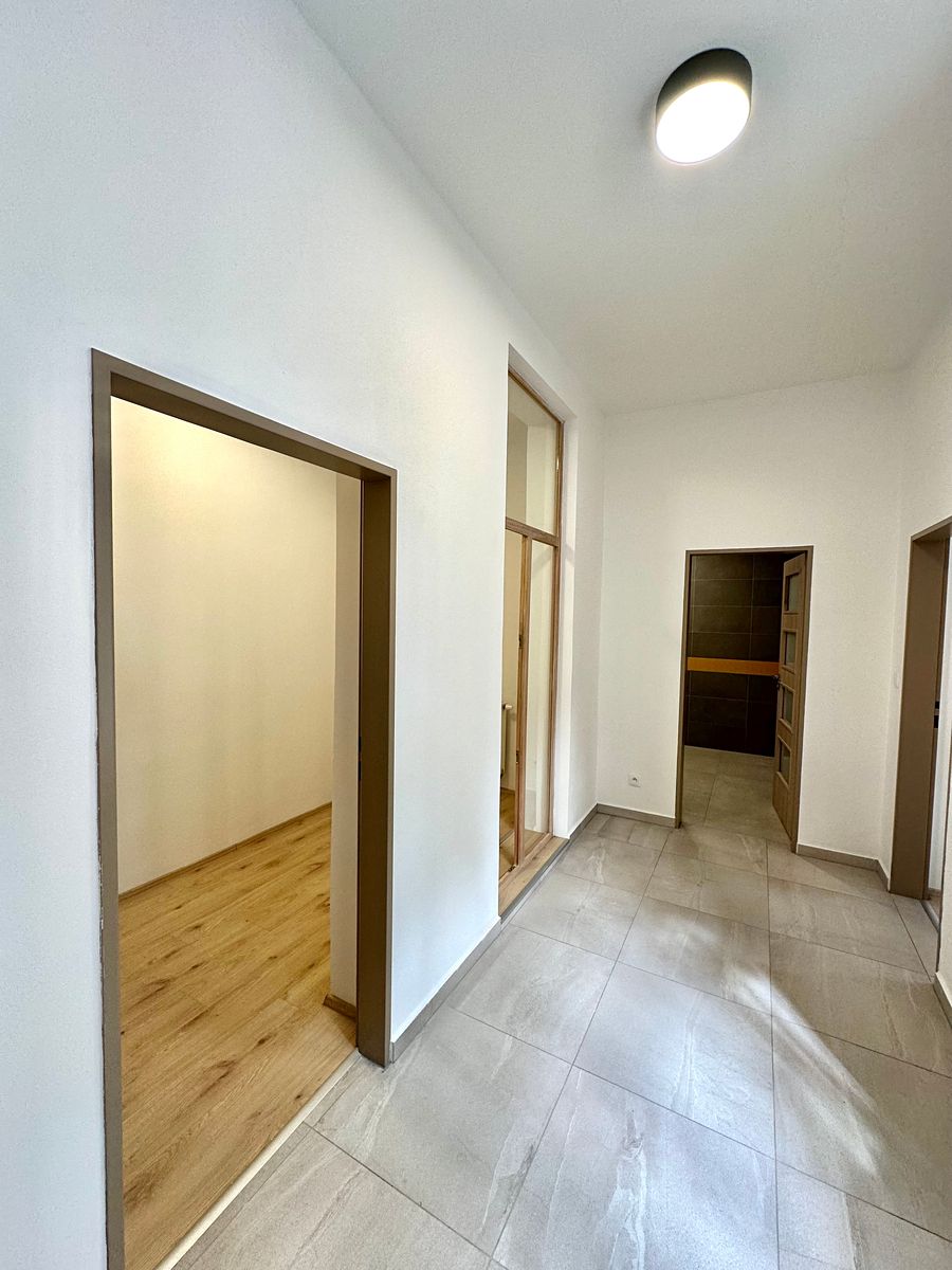 Pronájem bytu 2+kk 62 m² – fotografie 5