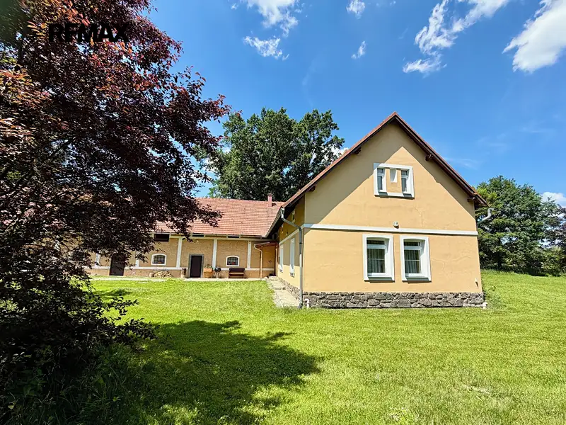 Prodej zemědělské usedlosti 421 m², pozemek 11207 m², Týnec nad Sázavou – náhled fotky 2