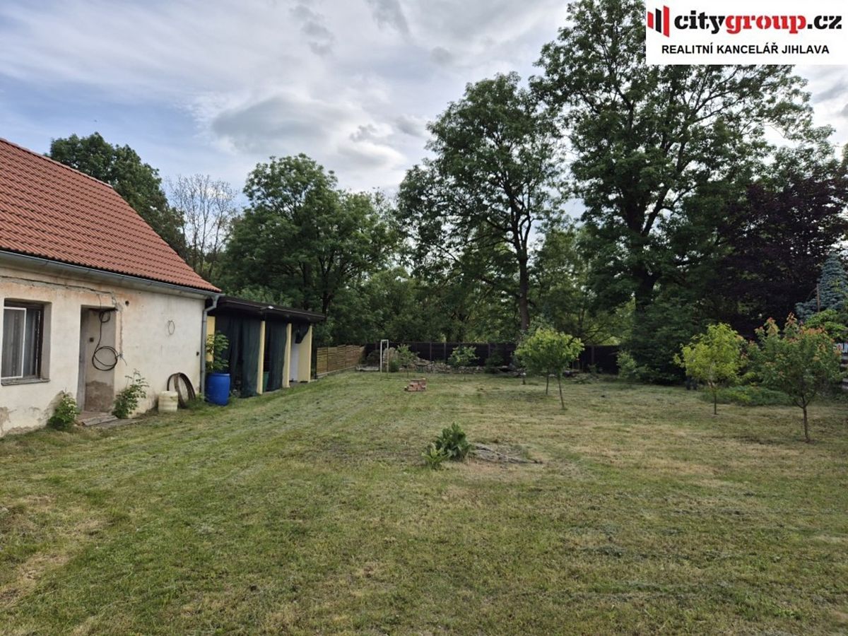 Prodej rodinného domu 405 m², pozemek 1413 m² – fotografie 3
