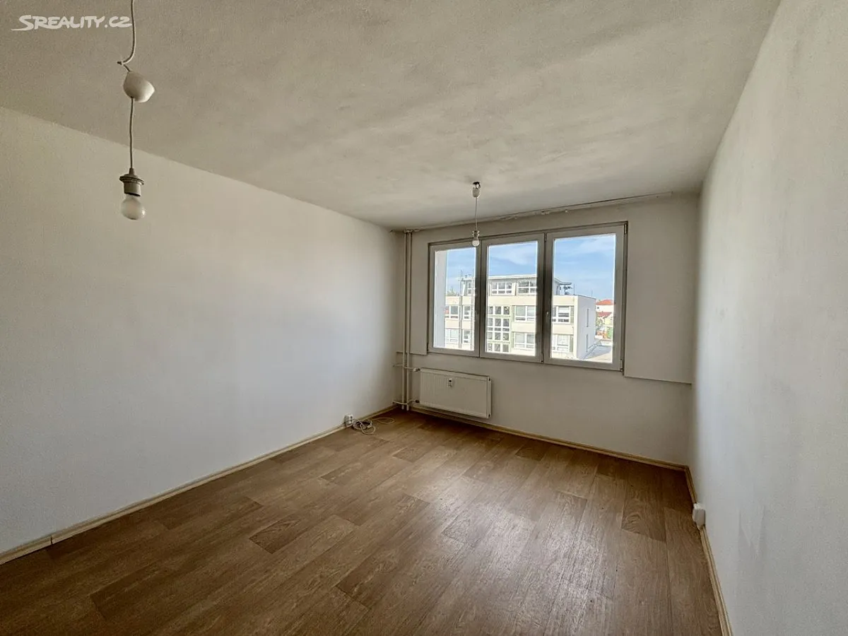 Pronájem bytu 2+kk 38 m² – pohled 4