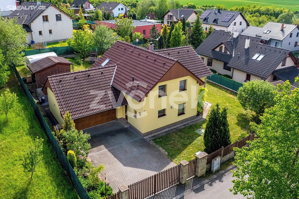 Prodej rodinného domu 186 m², pozemek 914 m², Kapradinová