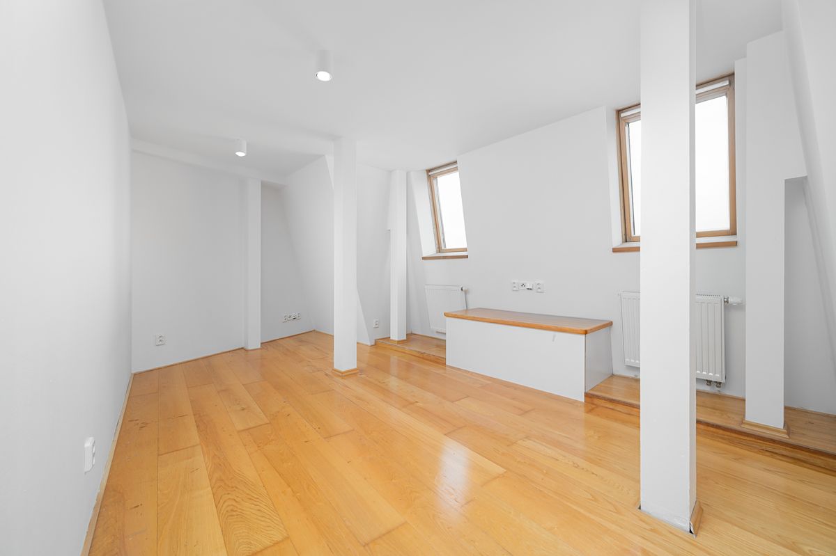 Prodej bytu 4+kk 109 m² – fotografie 3
