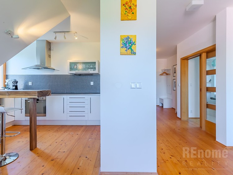Квартира atypical на продаж, 103 м² (3 з 22)