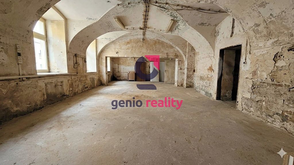 Pronájem obchodního prostoru 60 m² – fotografie 2