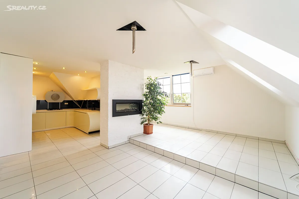 Prodej bytu 4+kk 173 m², Mikulov
