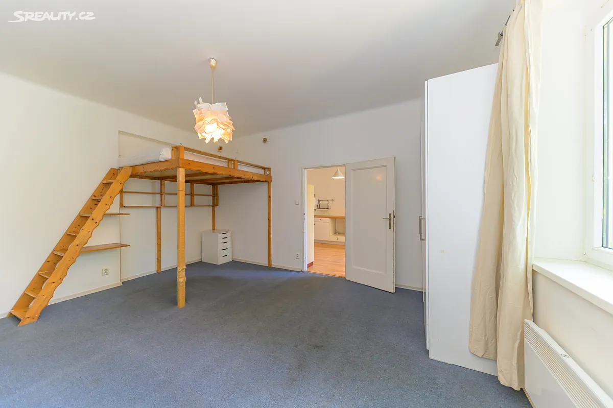 Pronájem bytu 2+kk 46 m² – pohled 3