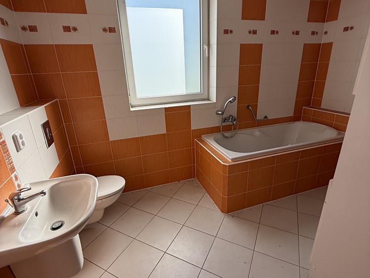 Будинок на продаж, 700 м² (10 з 24)
