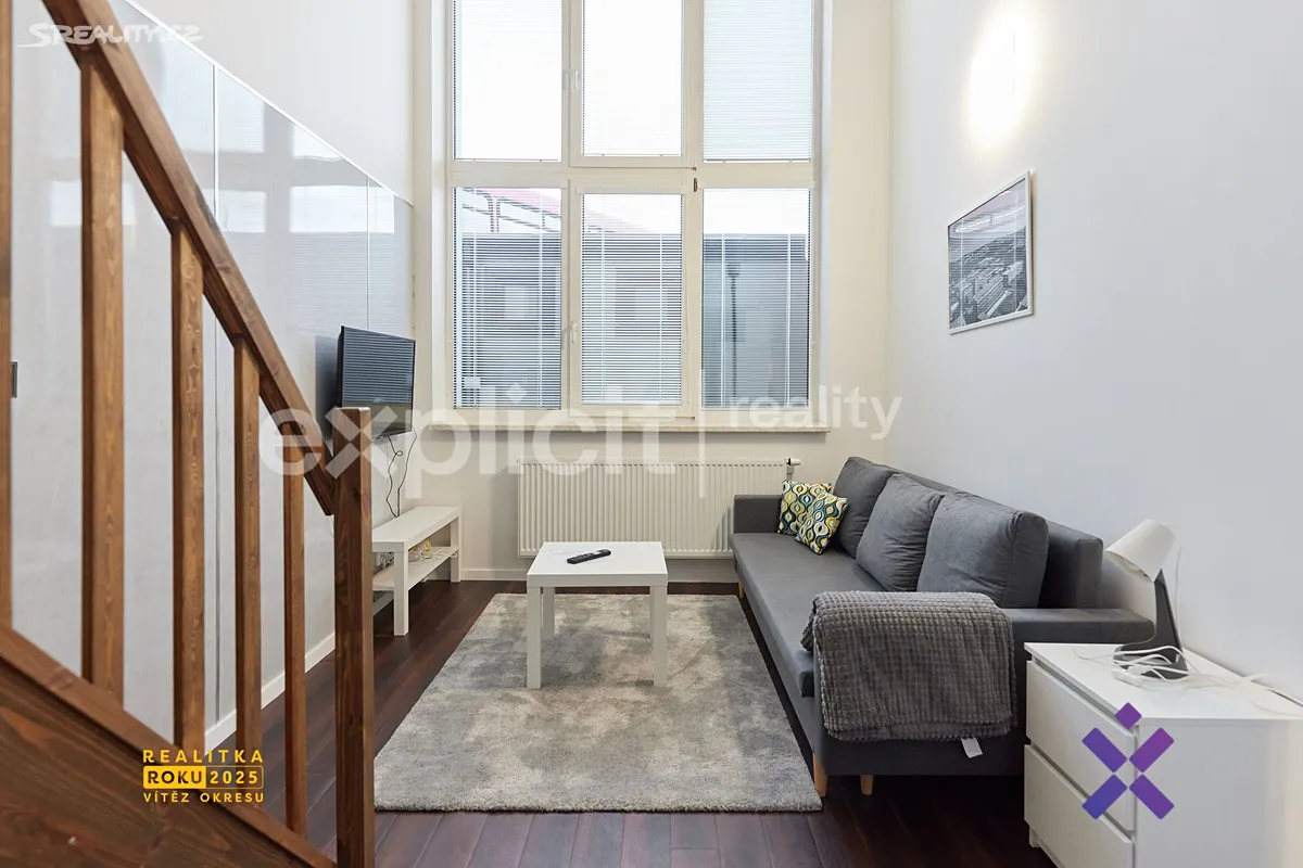 Pronájem bytu 1+kk 40 m², Zlín