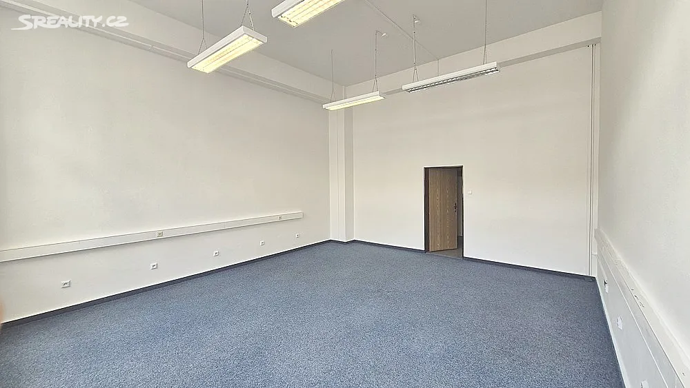 Pronájem kanceláře 35 m² – pohled 4