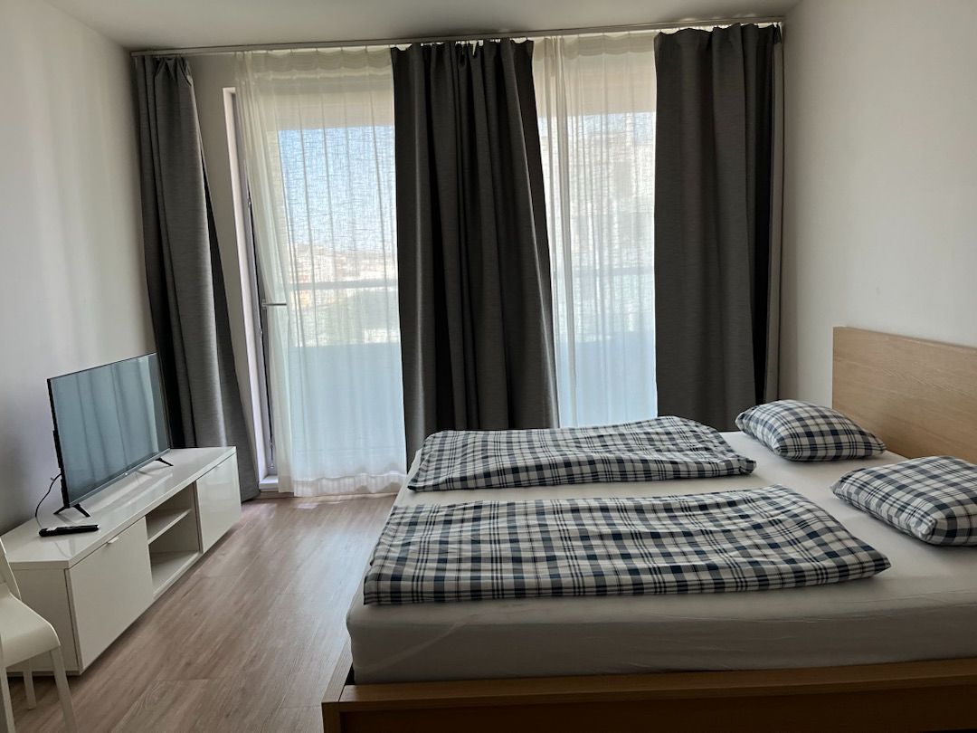 Pronájem bytu 1+kk 35 m²