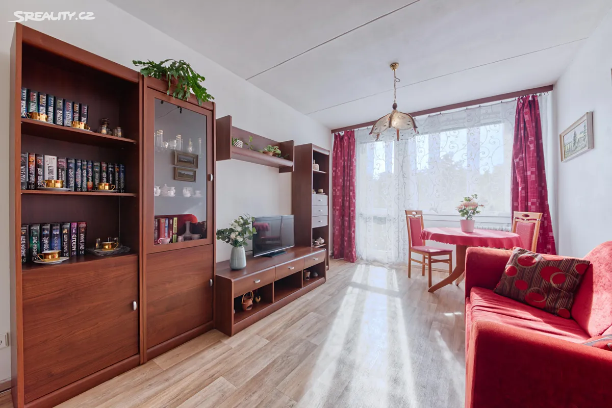 Pronájem bytu 2+kk 45 m², Kladno
