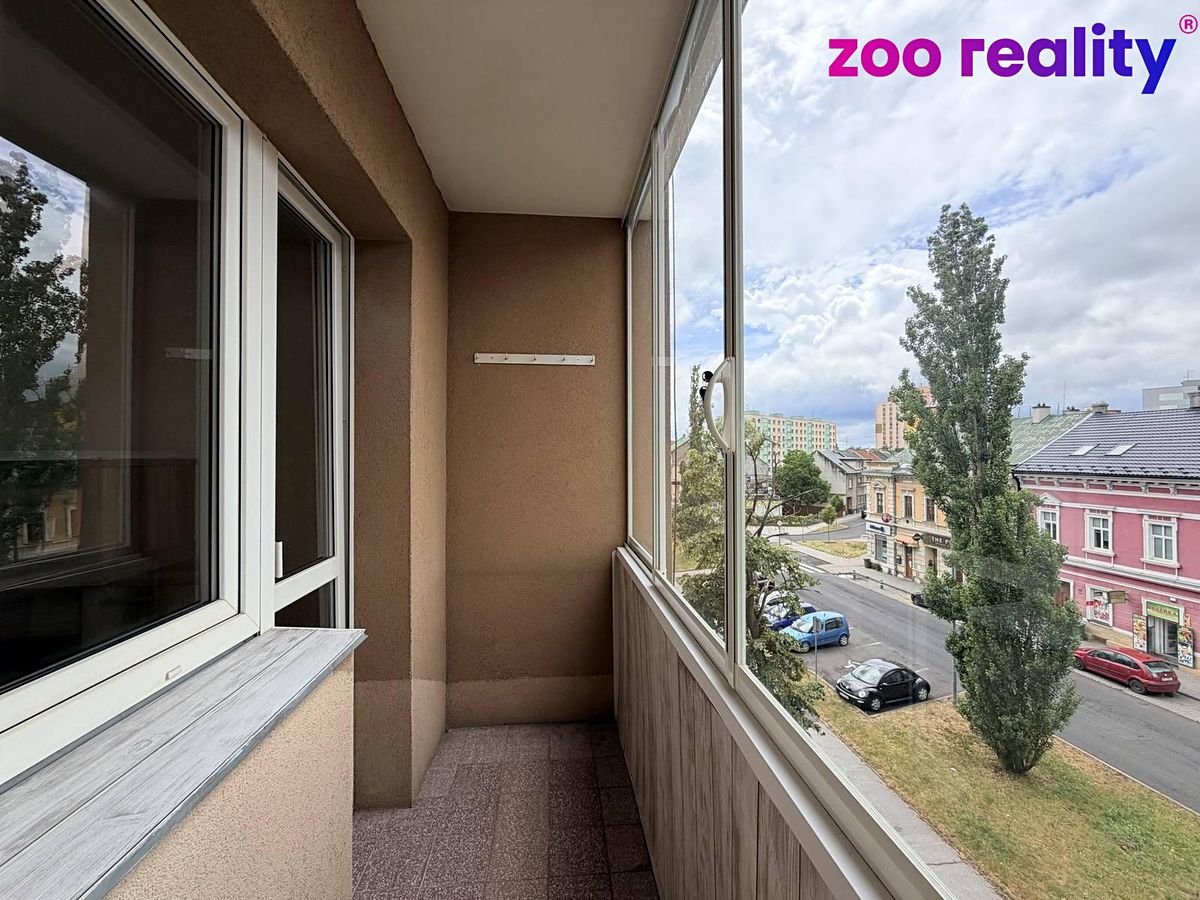 Pronájem bytu 2+1 52 m² – fotografie 4
