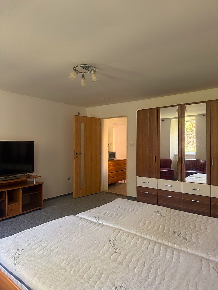 Prodej rodinného domu 148 m², pozemek 680 m² – fotografie 4