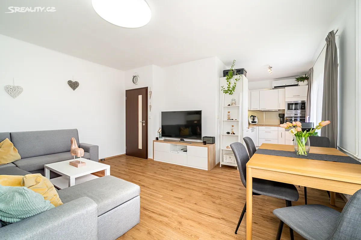 Prodej bytu 2+kk 56 m² – další