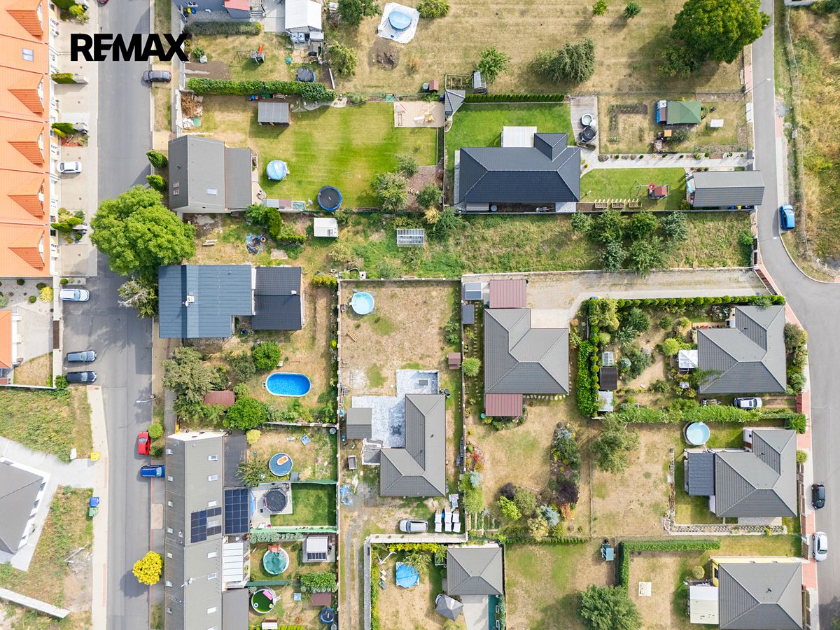 Prodej rodinného domu 171 m², pozemek 1590 m²