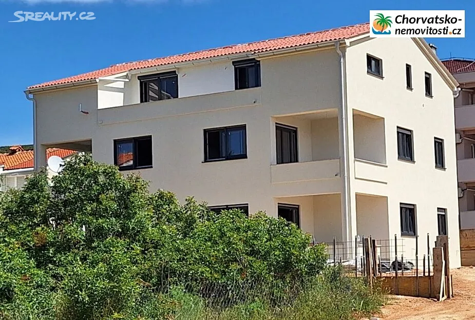 Prodej bytu 3+kk 57 m², Stara Novalja