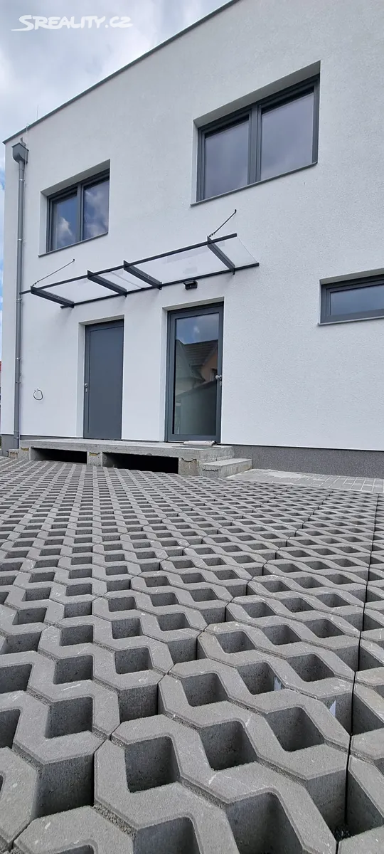 Prodej bytu 3+kk 76 m², Újezd nad Lesy