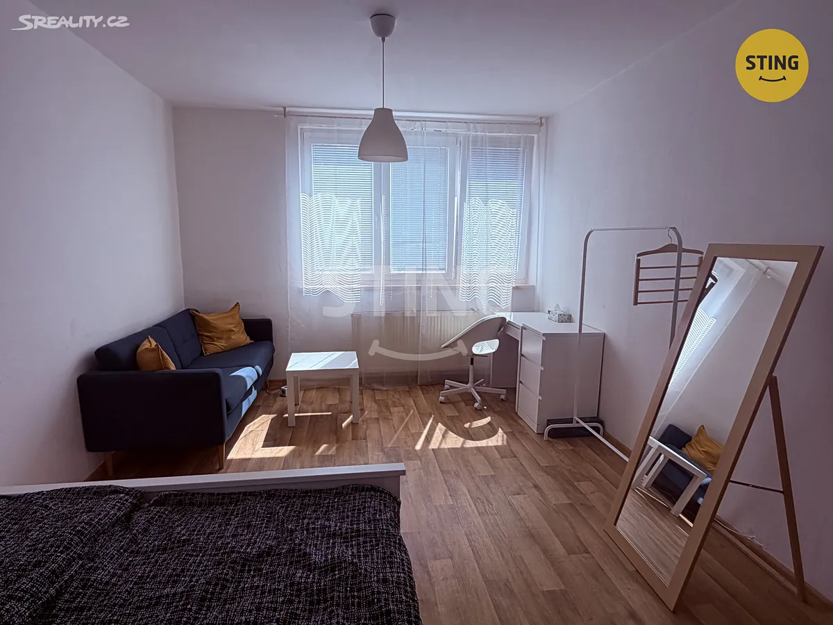 Pronájem bytu 1+1 36 m² – pohled 3