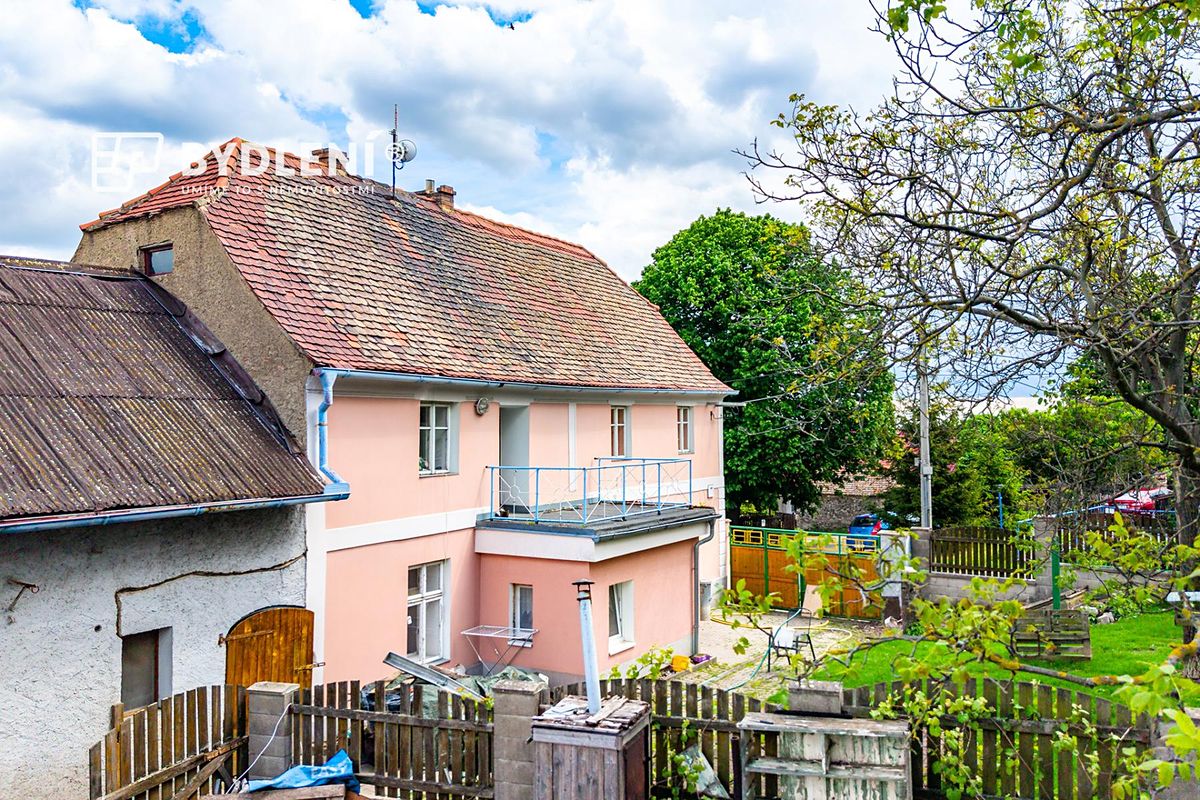 Prodej rodinného domu 150 m², pozemek 1243 m² – fotografie 5