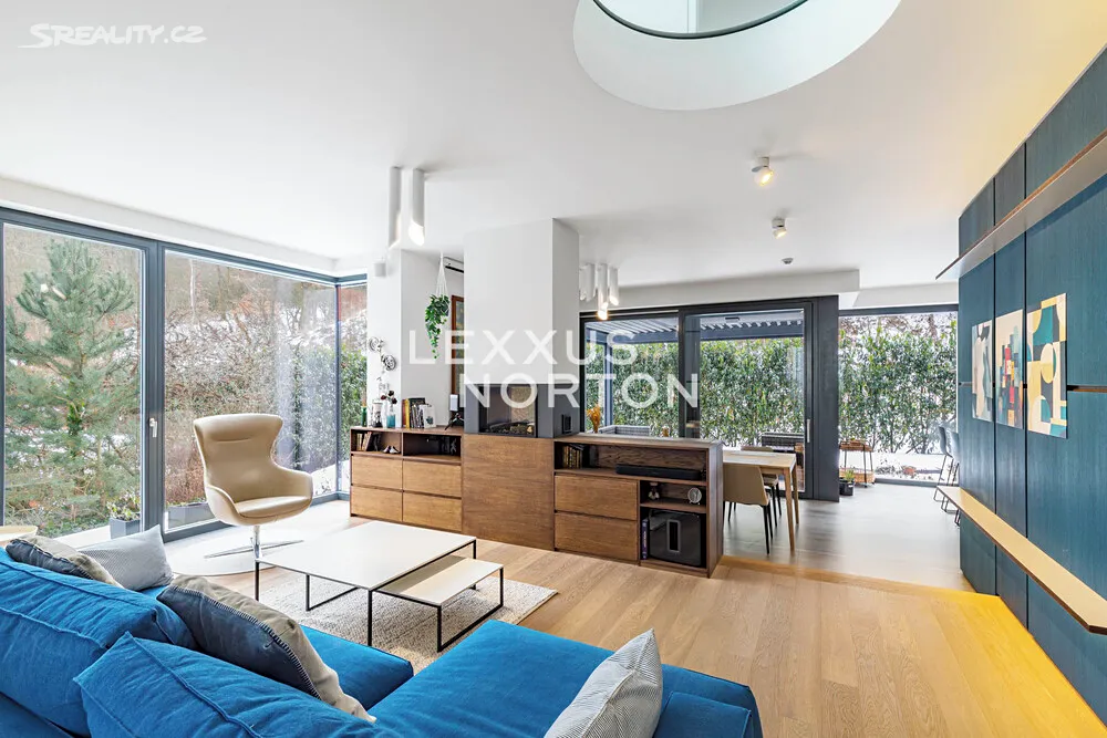 Prodej vily 285 m², pozemek 423 m² – pohled 3