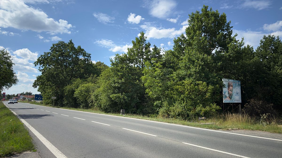 Prodej komerčního pozemku 3893 m² – fotografie 3