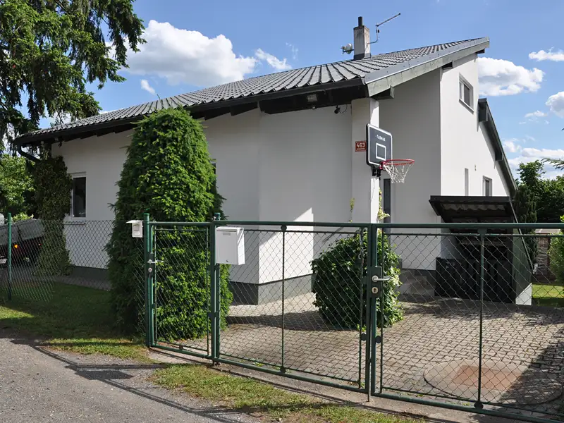 Prodej rodinného domu 182 m², pozemek 400 m², Hradištko – náhled fotky 3