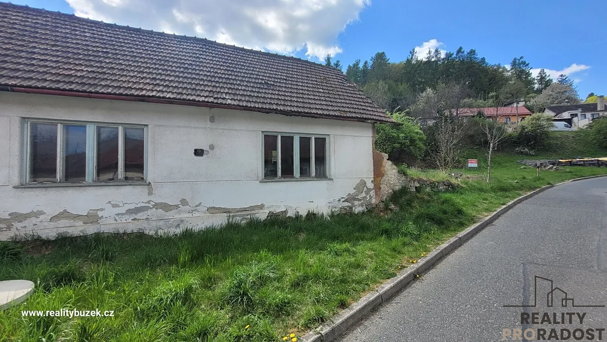 Prodej stavebního pozemku 675 m²