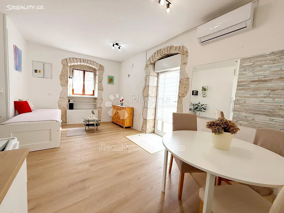 Prodej bytu 1+kk 25 m² - Widok 4