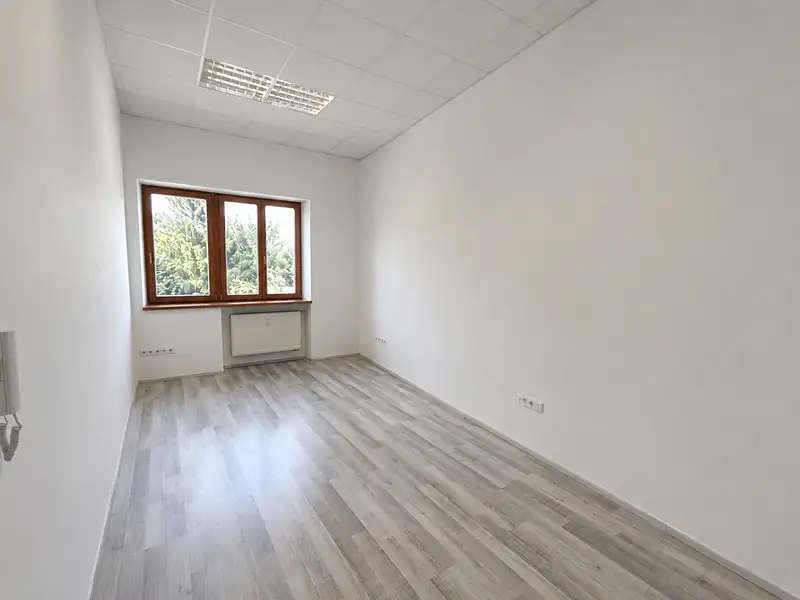Pronájem obchodního prostoru 19 m², Šumperk – náhled fotky 1