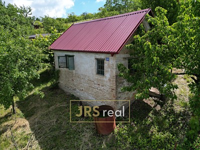 Prodej  chaty 23 m², pozemek 2 551 m²