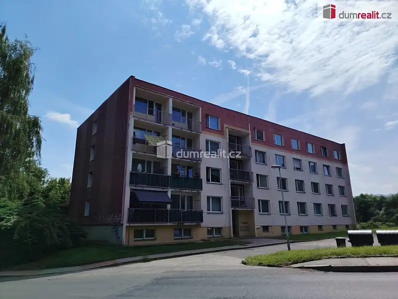 Pronájem bytu 1+kk 25 m², Děčín – náhled fotky 1